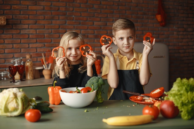 56502-kinderen-keuken-groenten-pexels-3984735.jpg