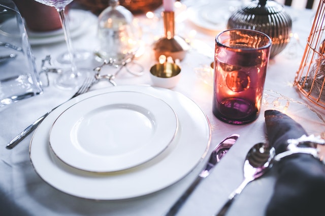 82400-if-leeg-bord-pexels-kaboompics-com-6305.jpg