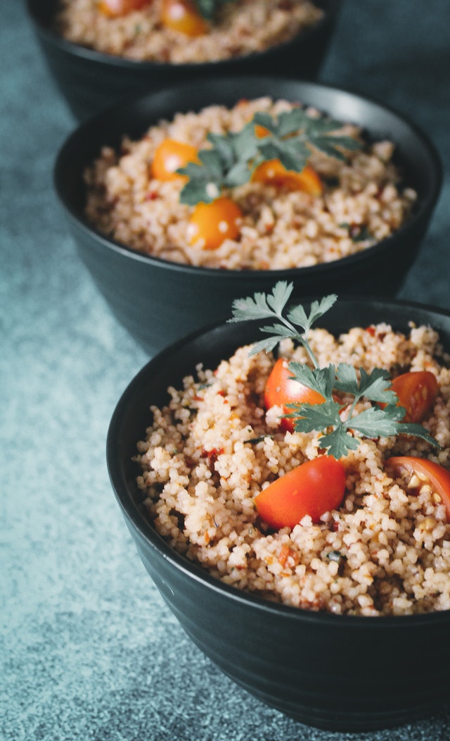 bowls-rijst-tomatoes-pexels-3233284.jpg