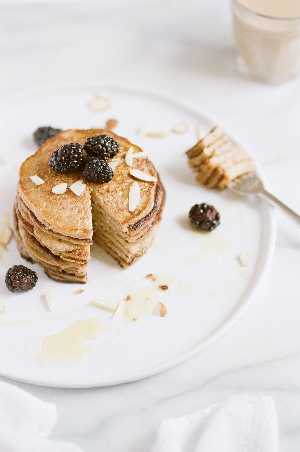 pannenkoeken-bramen-ontbijt-brunch-lunch.jpg